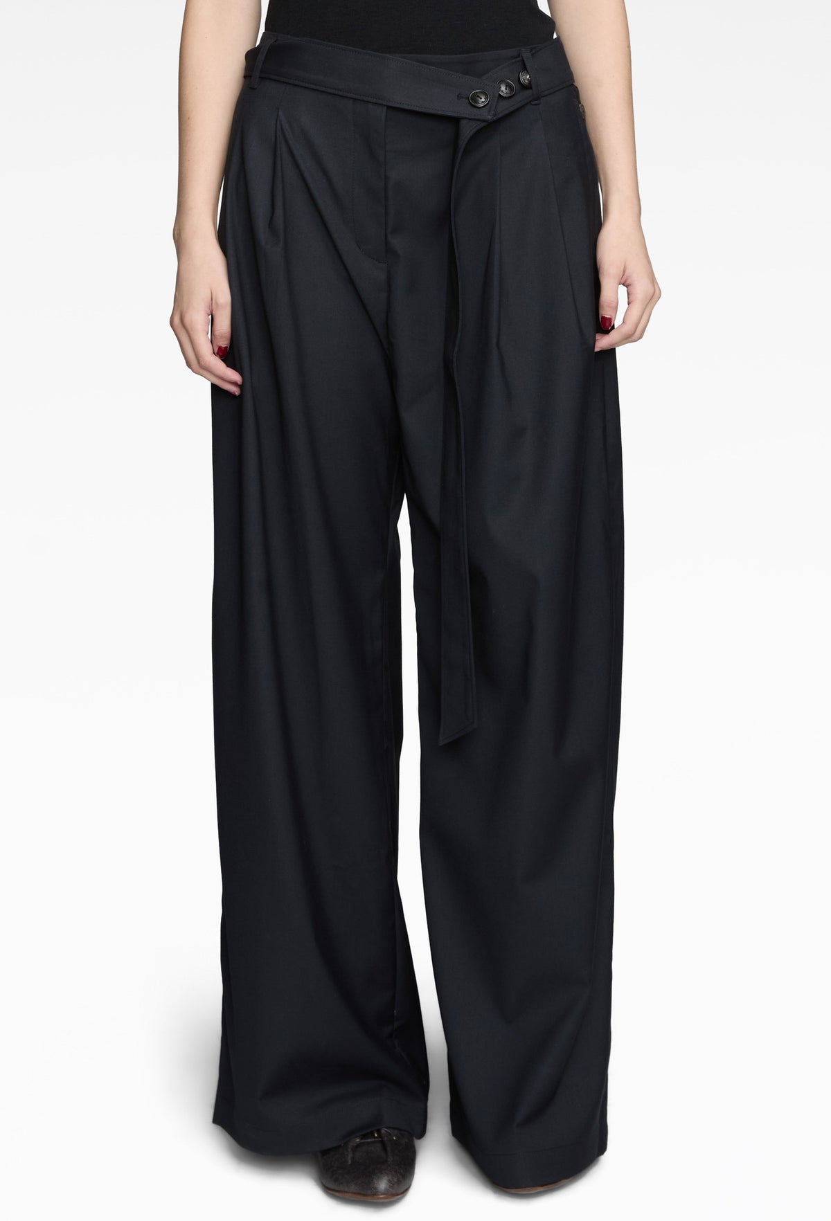 Black Belted Pleats Trousers
