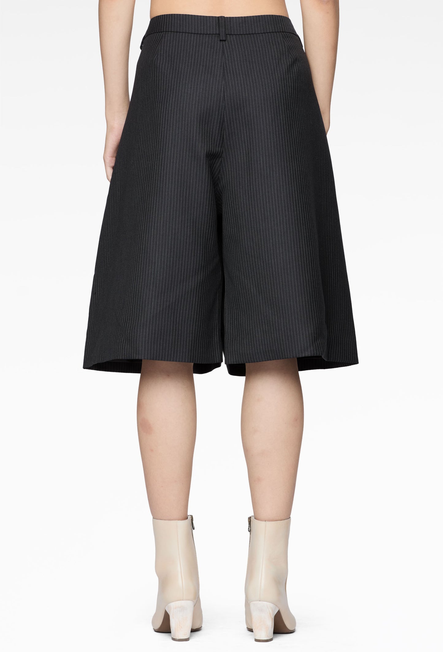 Charcoal Choeur Shorts