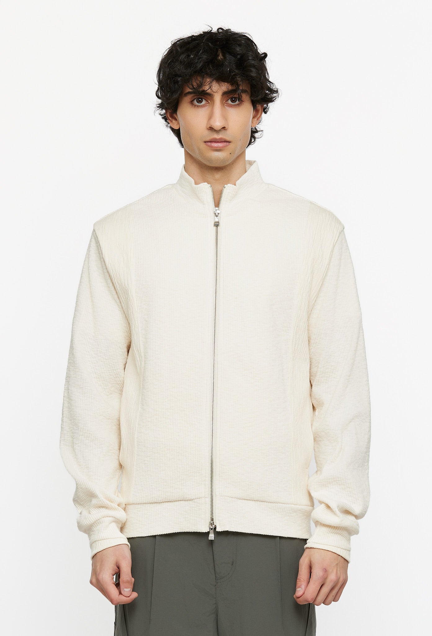 EP.7 Ivory 01 Jersey