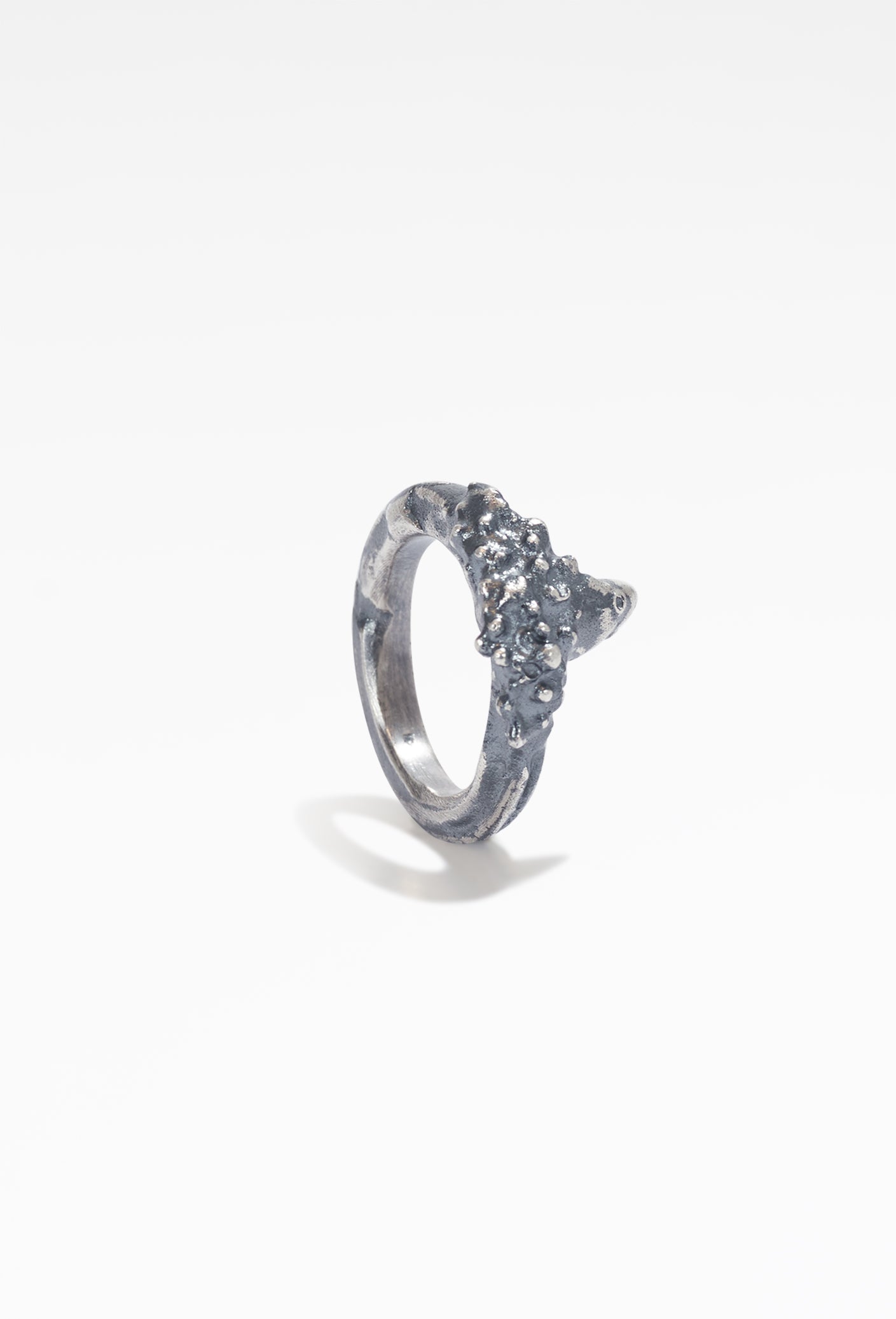 Nail Ring