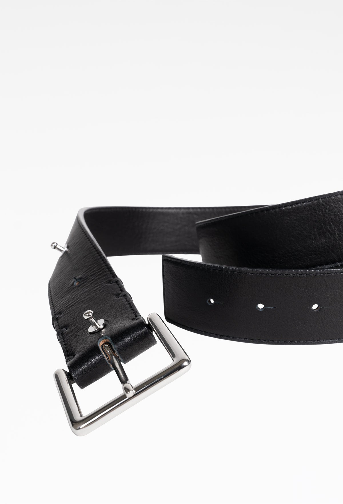 Linea Studded Belt