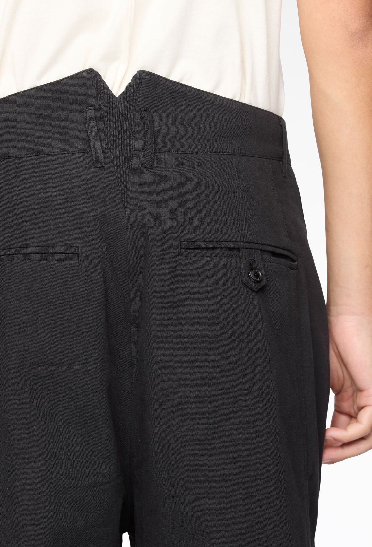 Pleats Pants