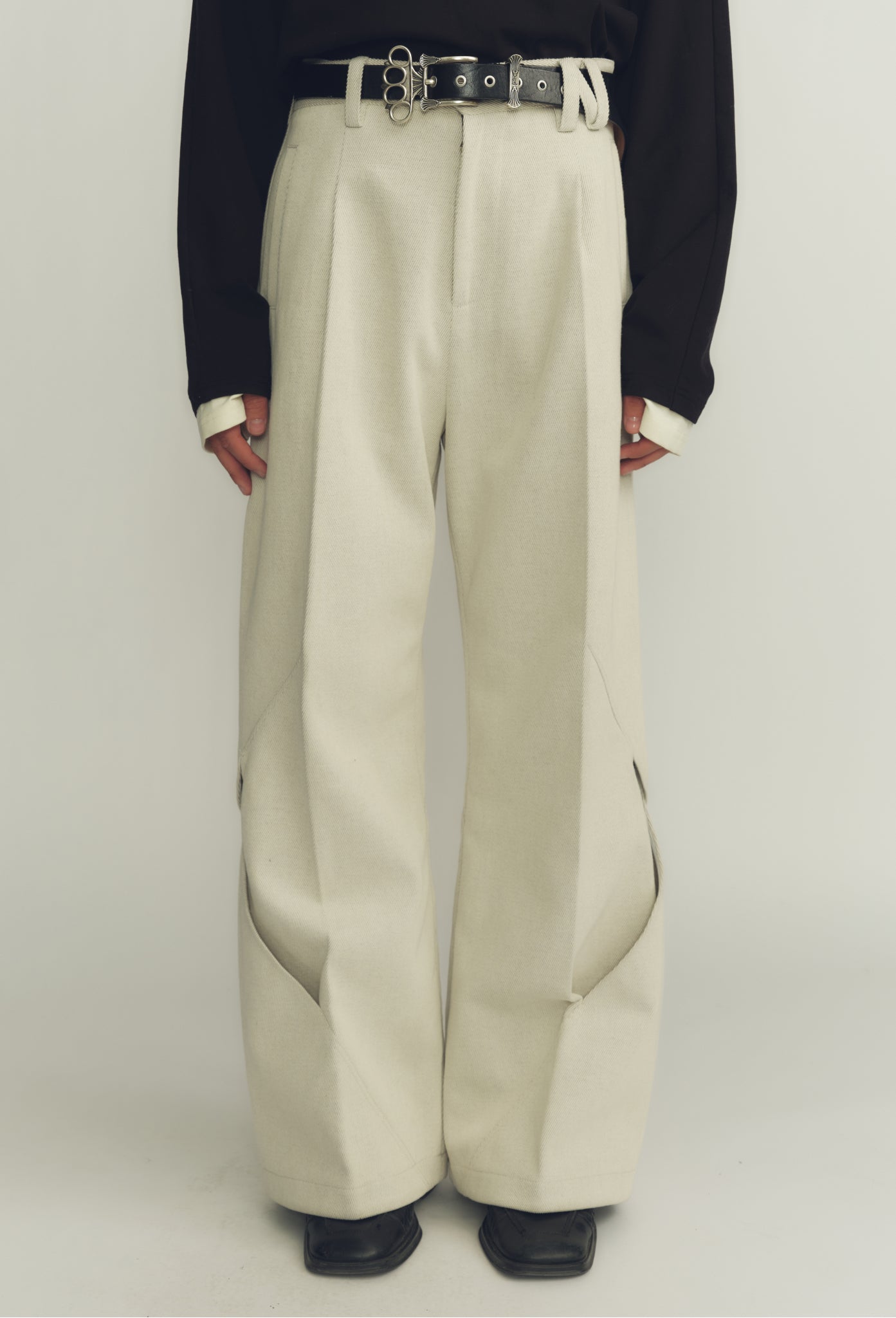 Egg Shell Deconstructed Carpenter Trouser