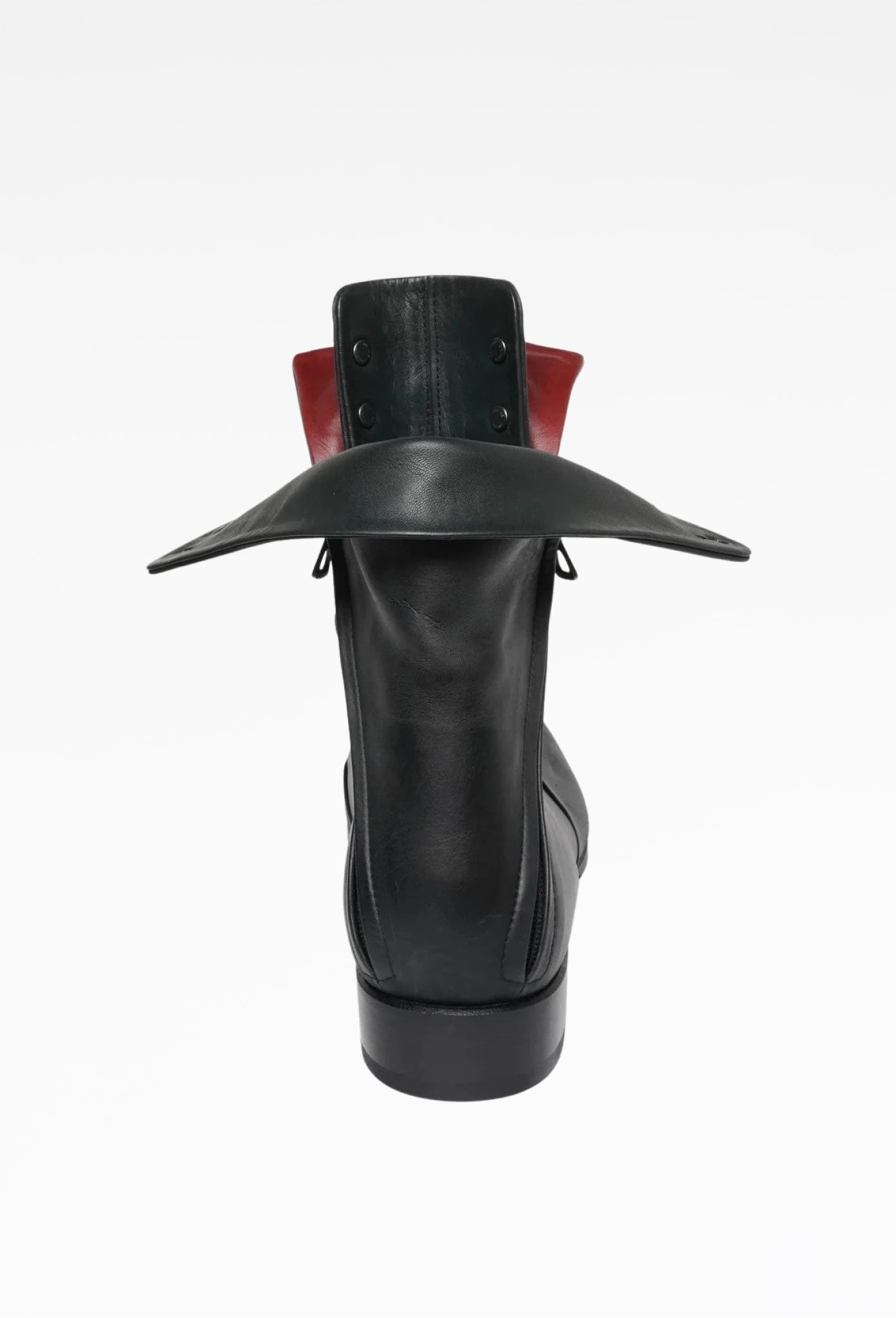 Magnetic Shell Boot (002)