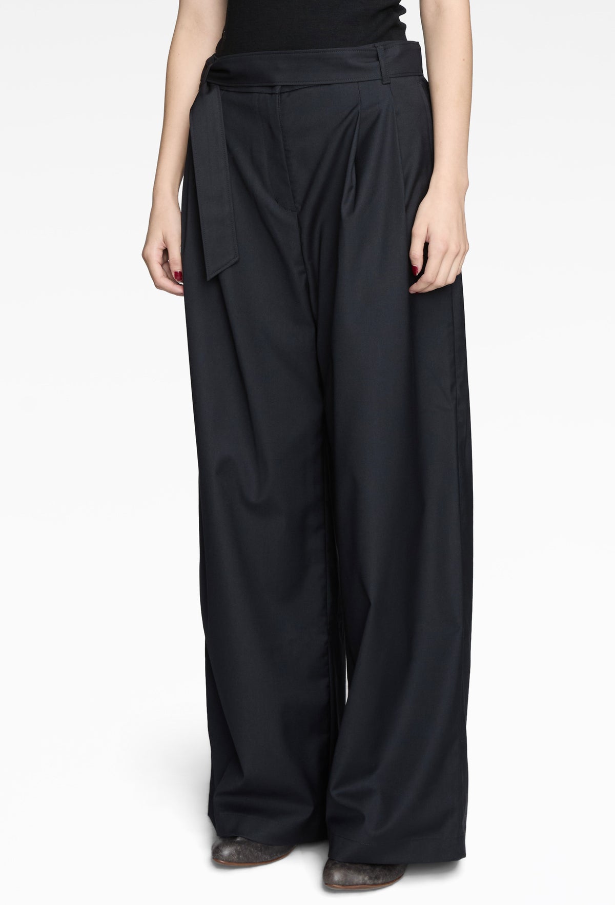 Black Belted Pleats Trousers