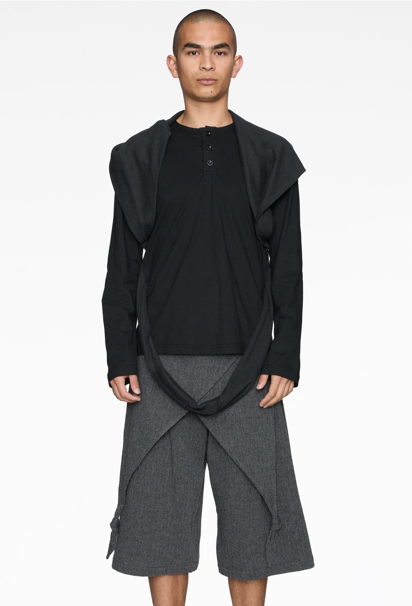 Black Lifted Henley