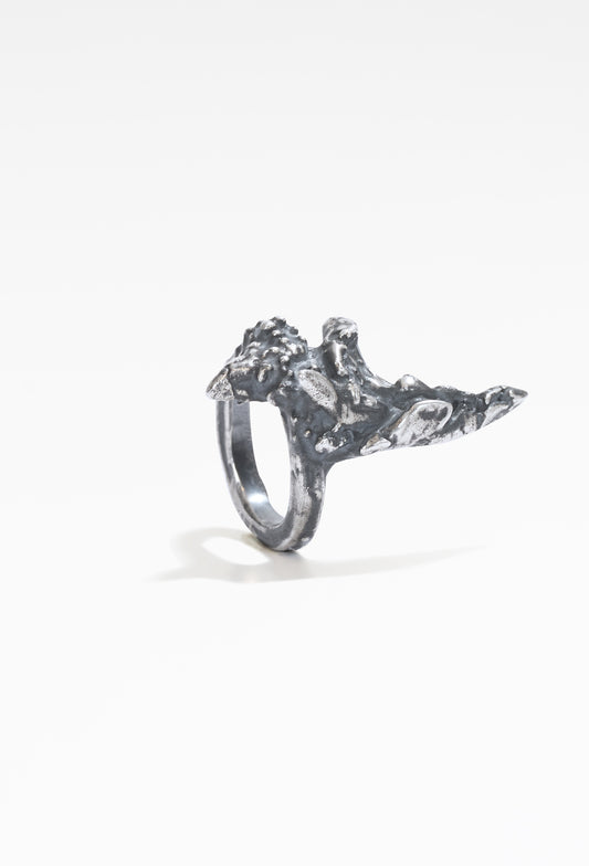 Claw Ring
