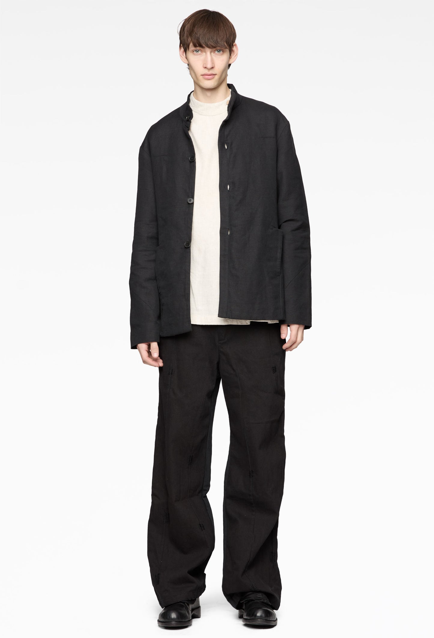 Darted Embroidered Pant