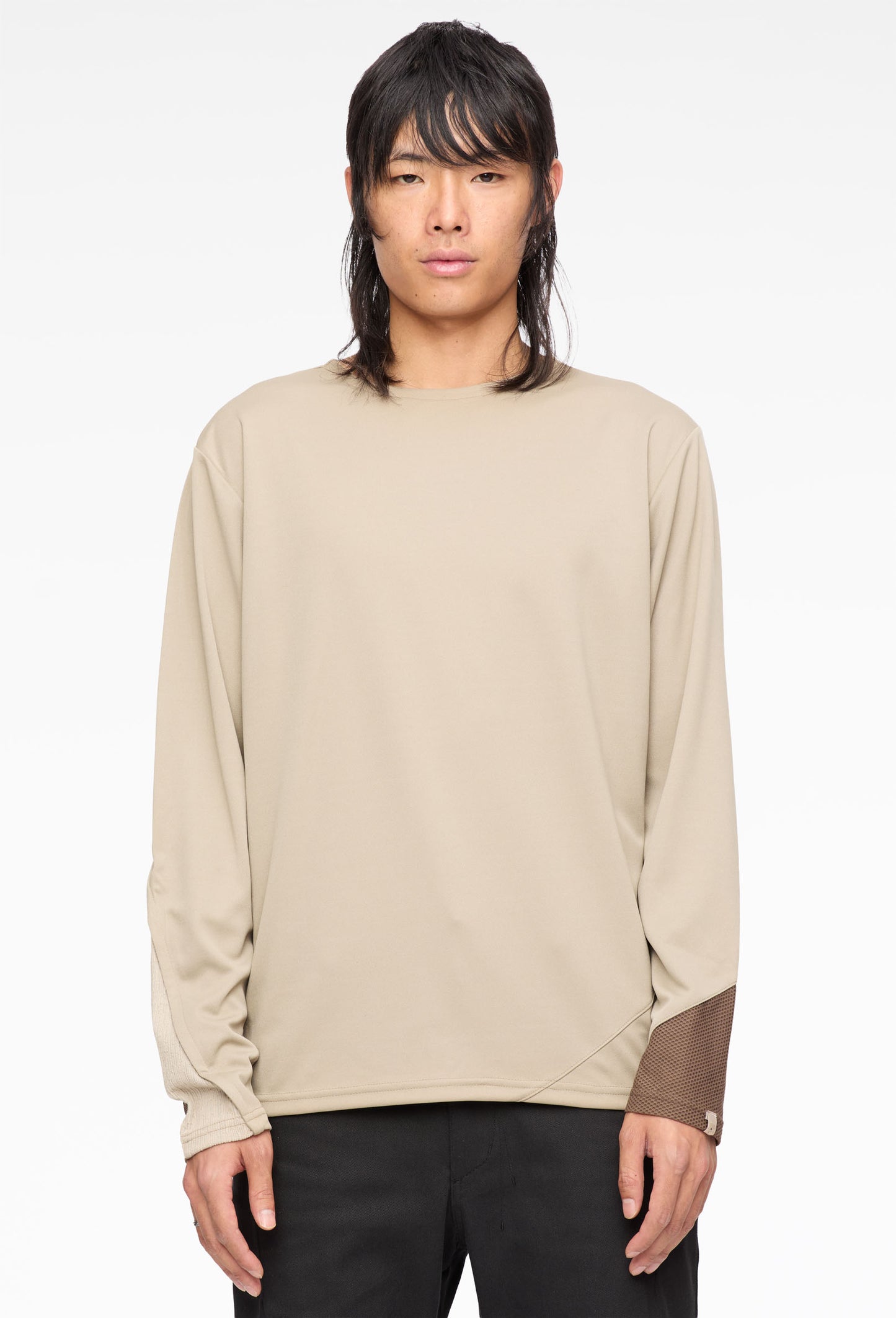 Ep.8 Brown 01 Sleeve