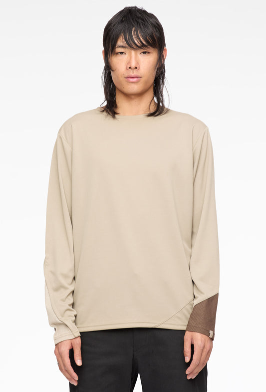 Ep.8 Brown 01 Sleeve