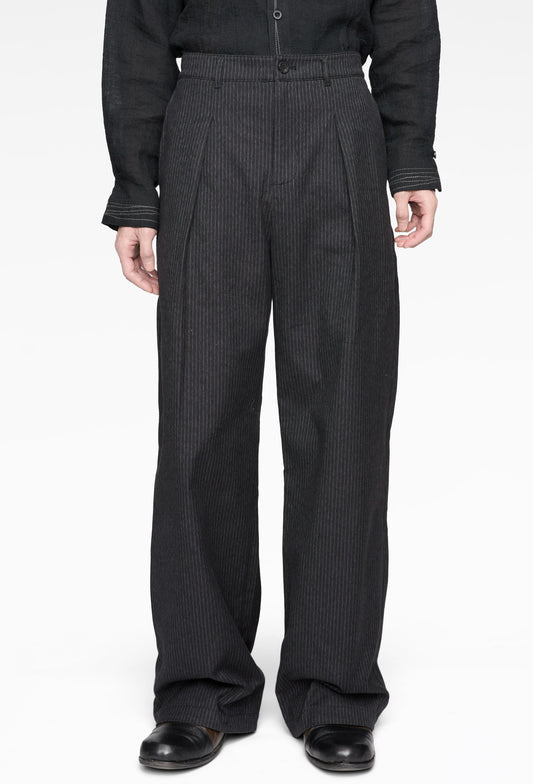 E'triped Pants