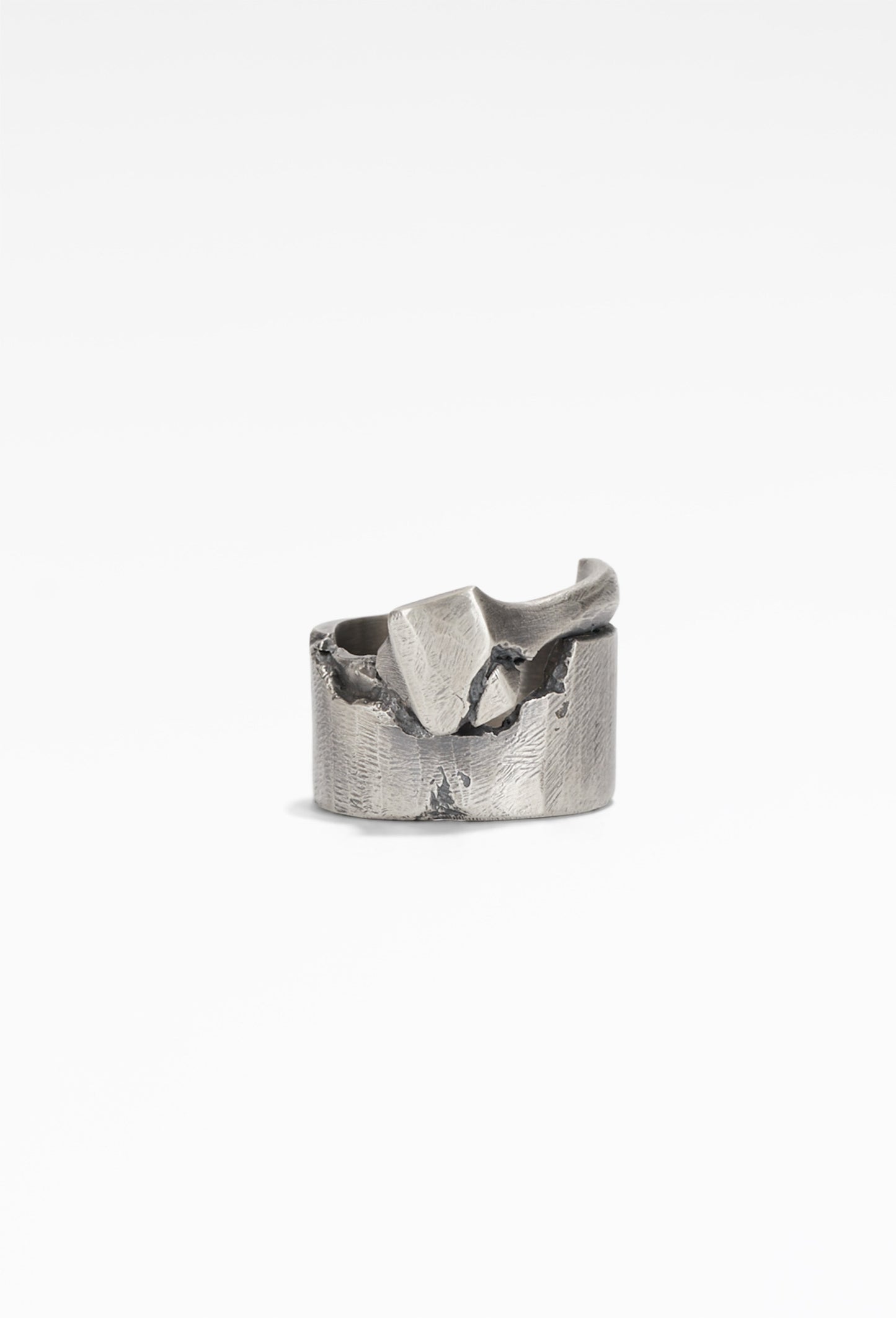 GM 0102 Ring