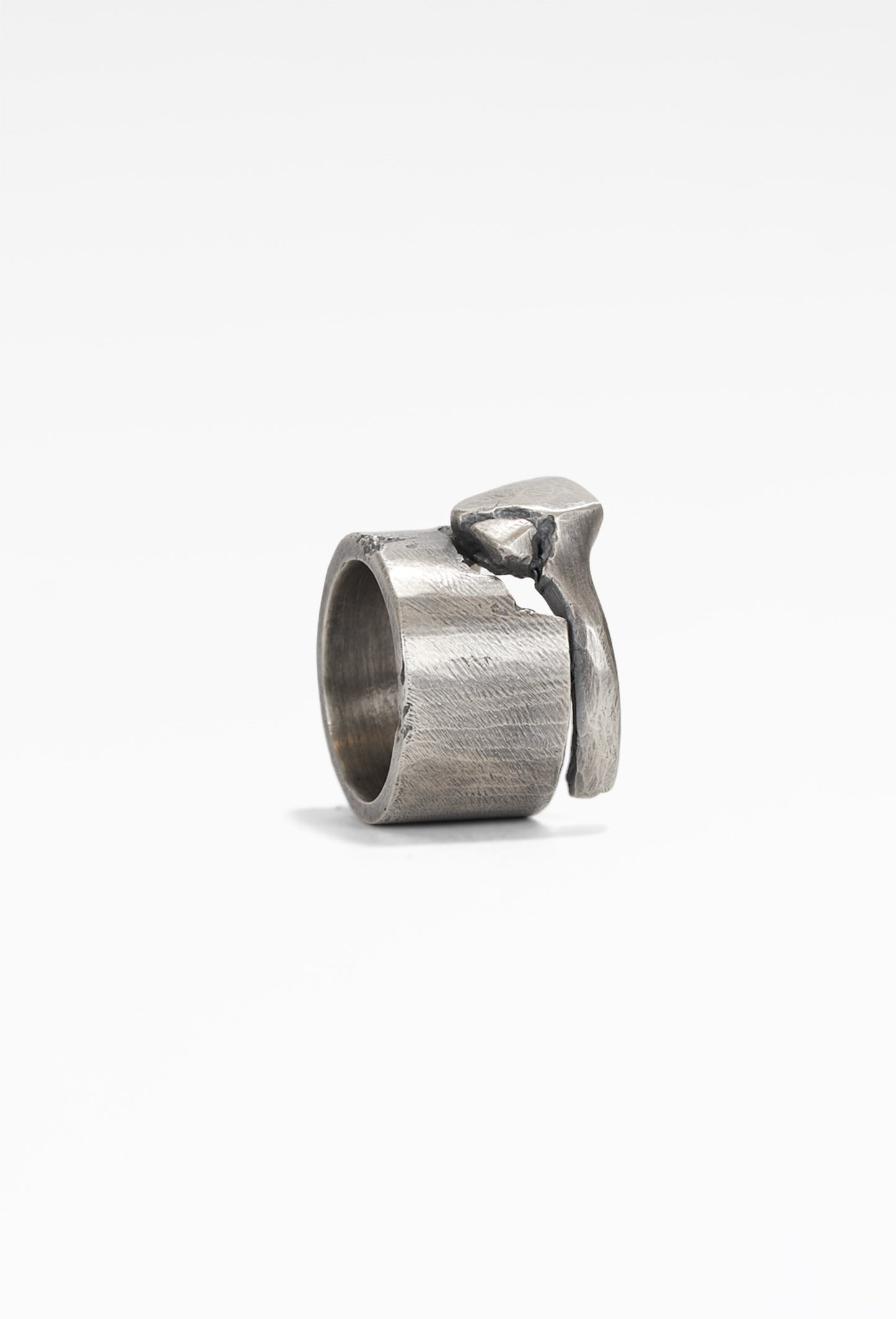 GM 0102 Ring