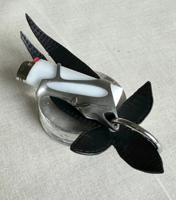 Song Lighter Holder