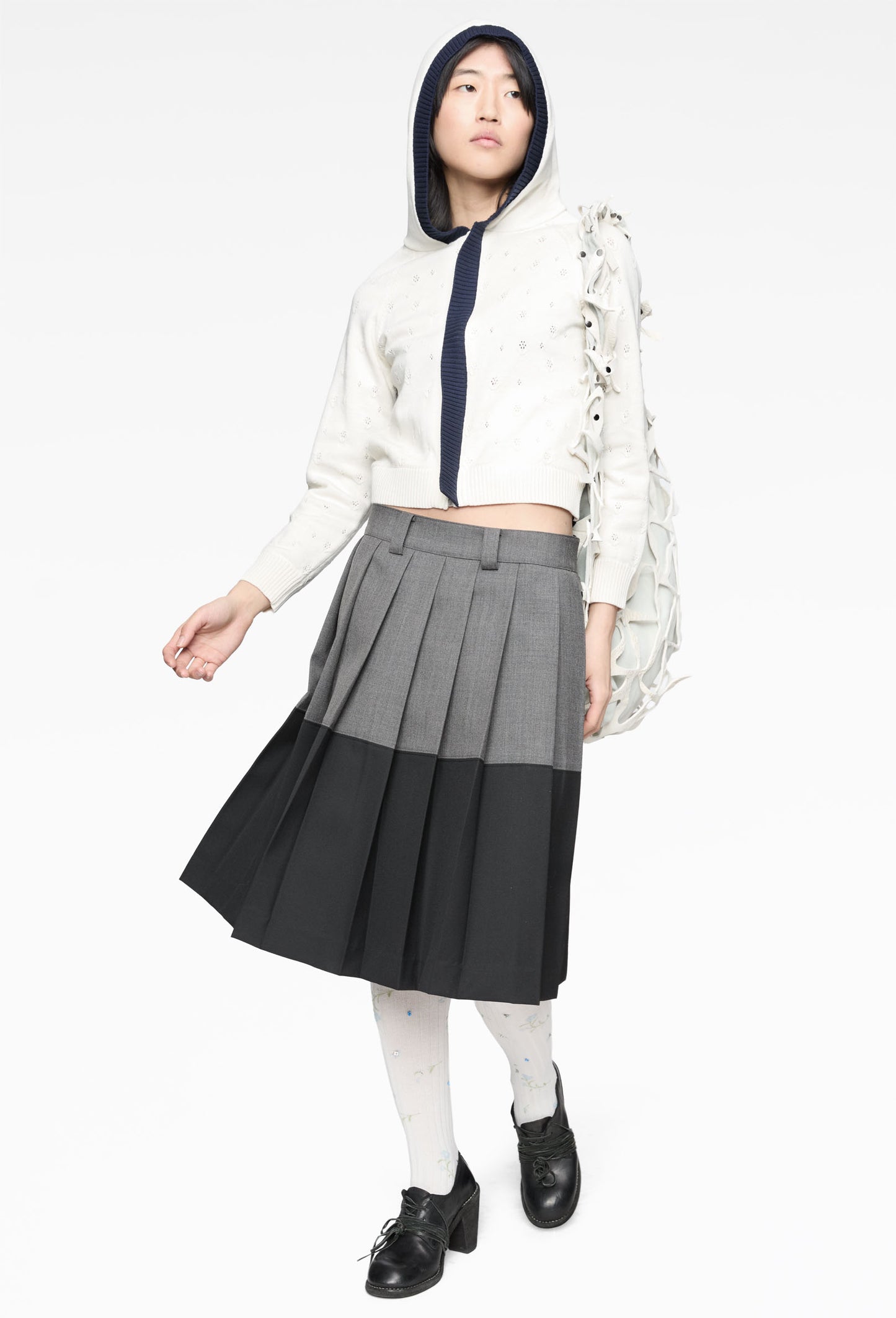 Low-Rise Patch Pleated Skirt
