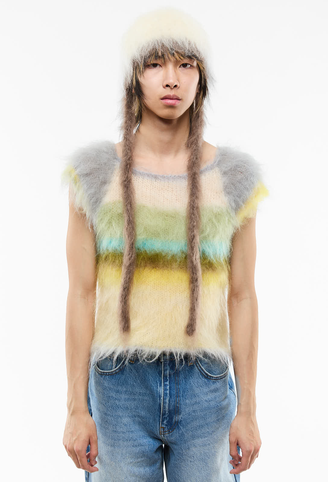 Nong Rak - White Mohair Bonnet