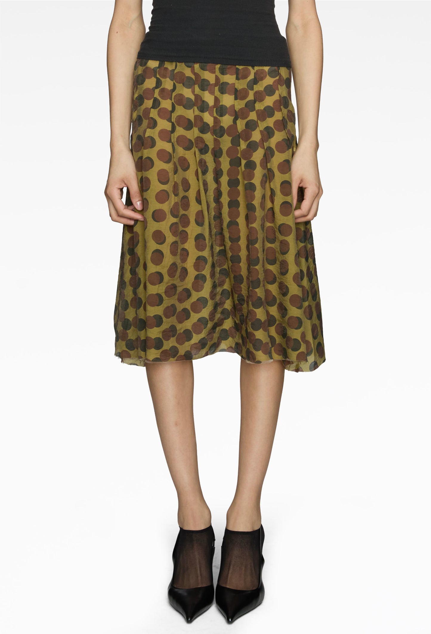 Optical Pleat Around Skirt