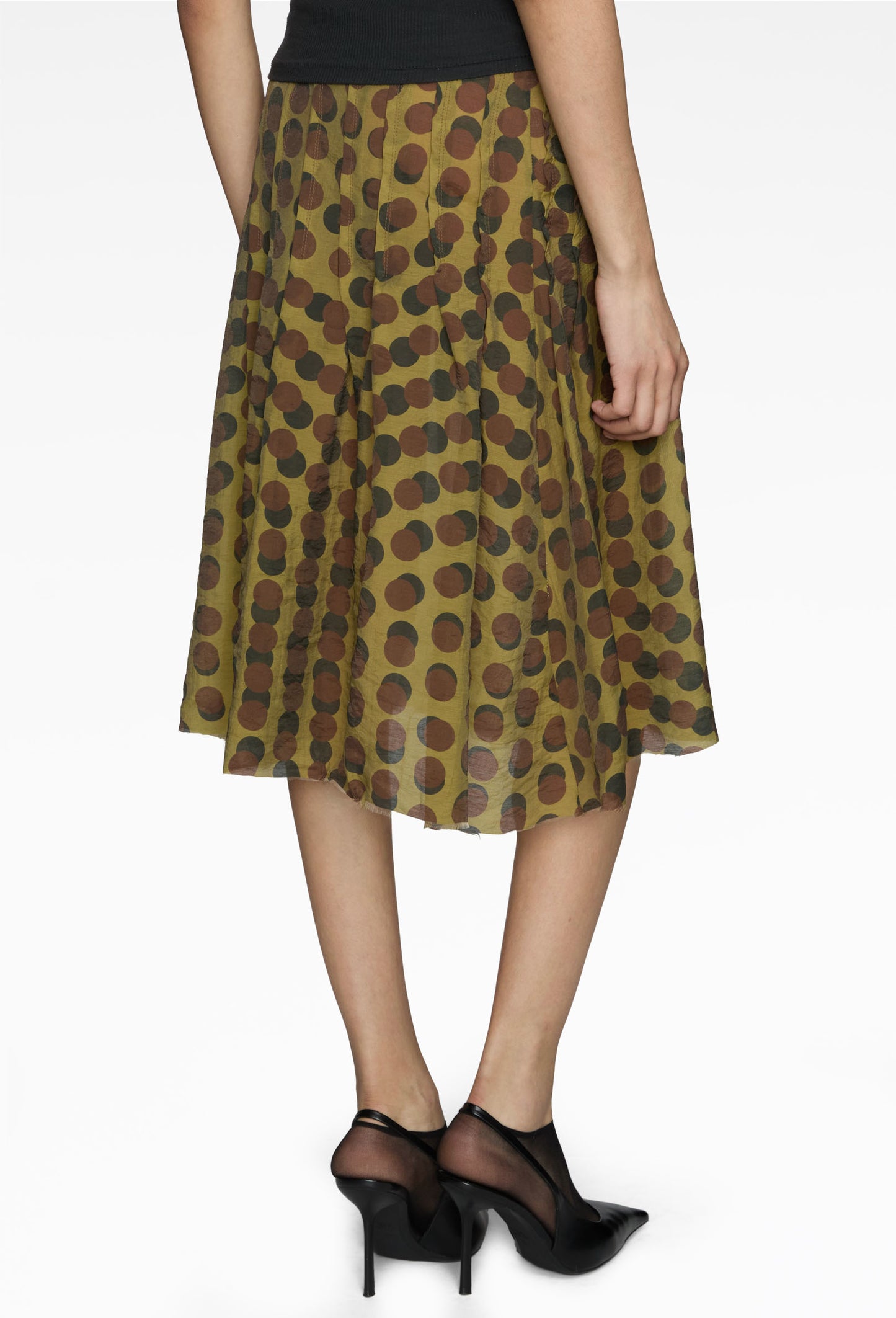 Optical Pleat Around Skirt