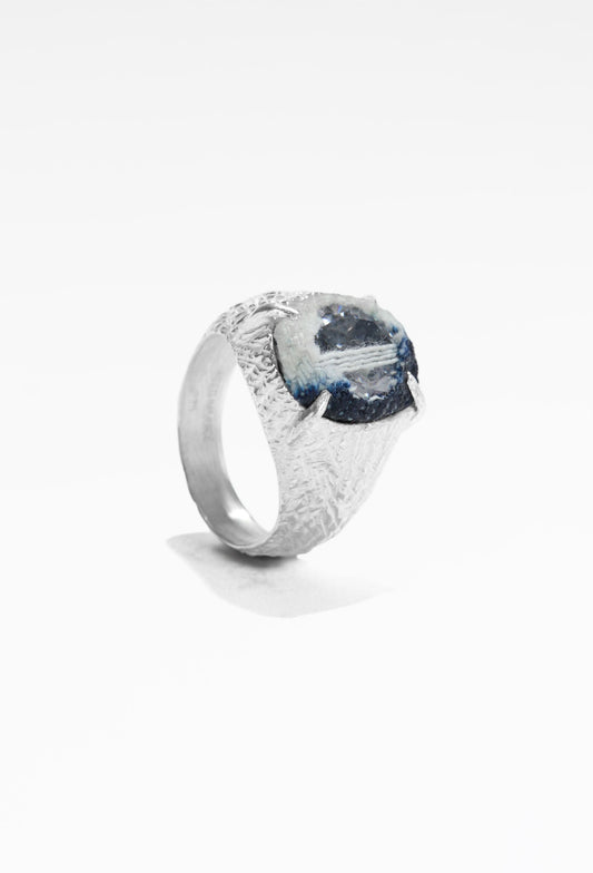 Oval Zong Planet Signet Ring