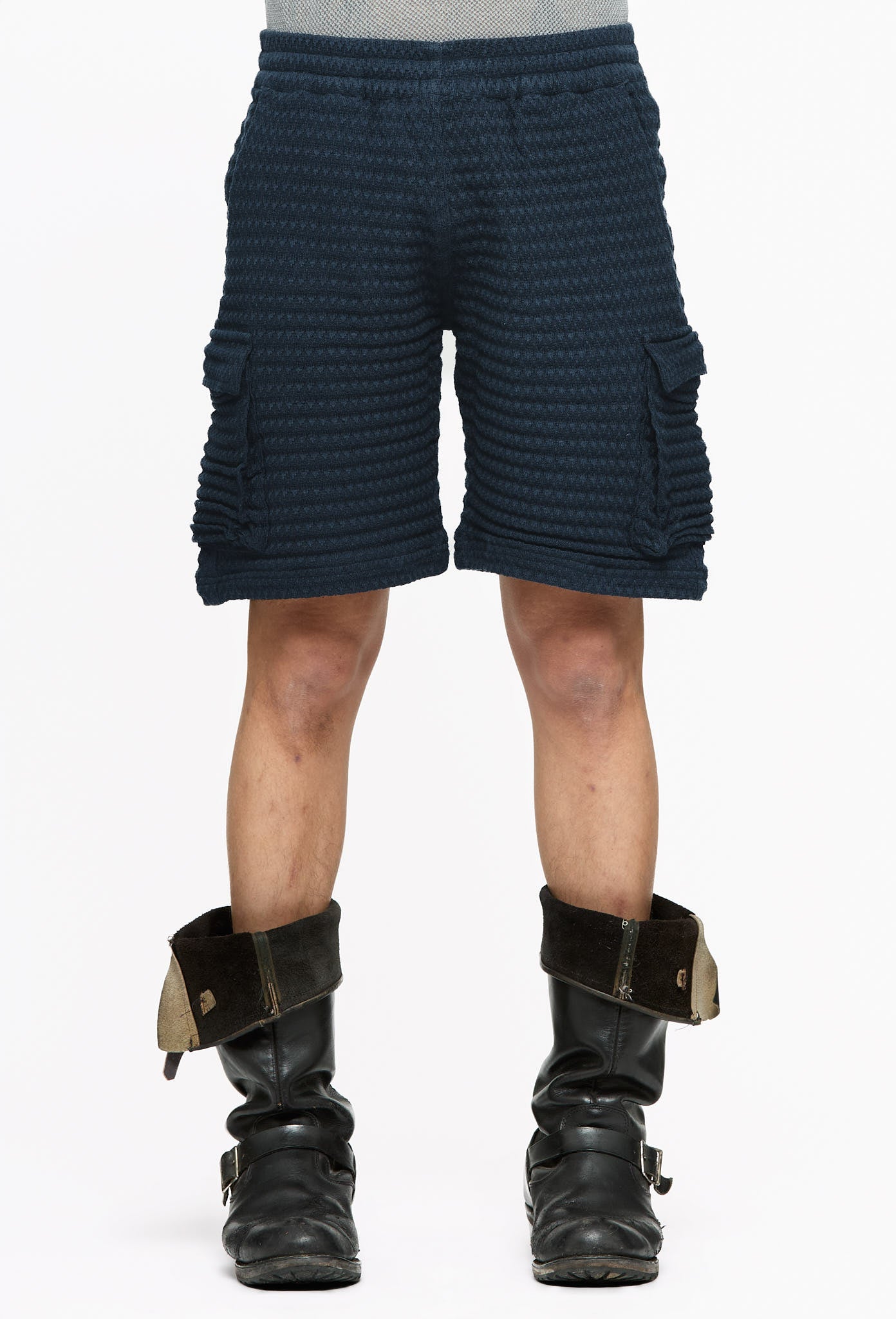 Smoke Navy Relaxed Pockets Shorts Pants