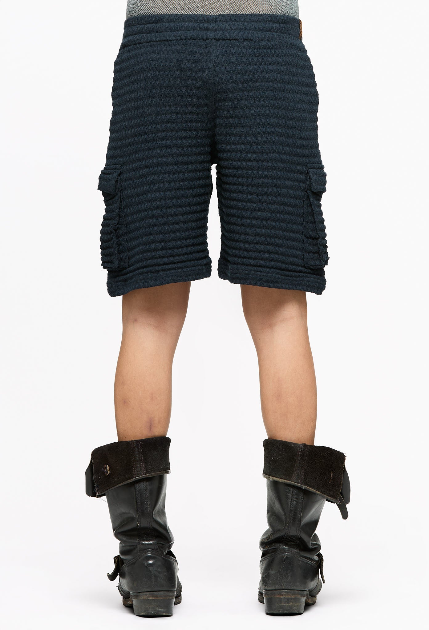 Smoke Navy Relaxed Pockets Shorts Pants
